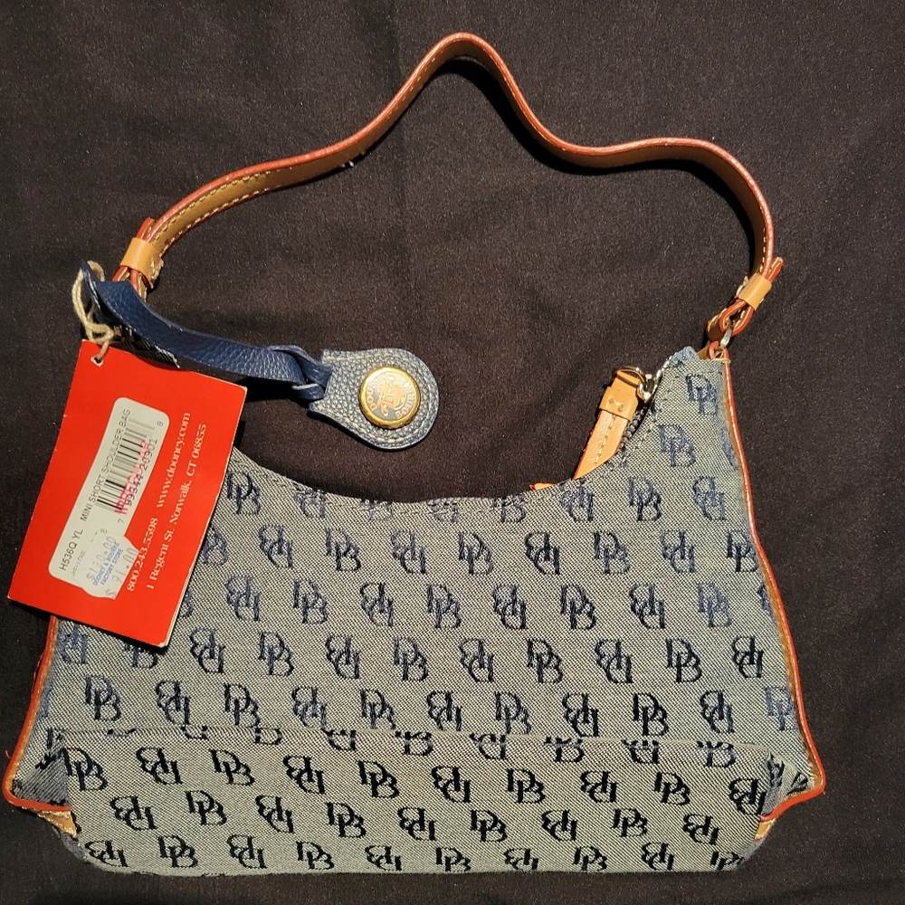 MINI vintage Dooney & Bourke purse